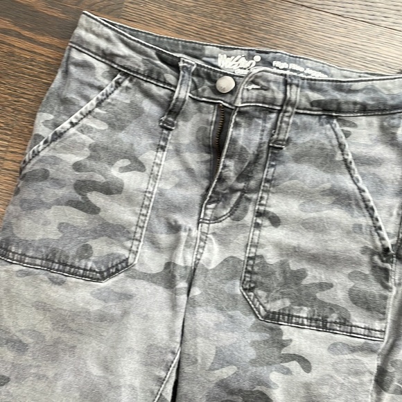 Cargo camo pants skinny high rise jegging - Picture 2 of 3